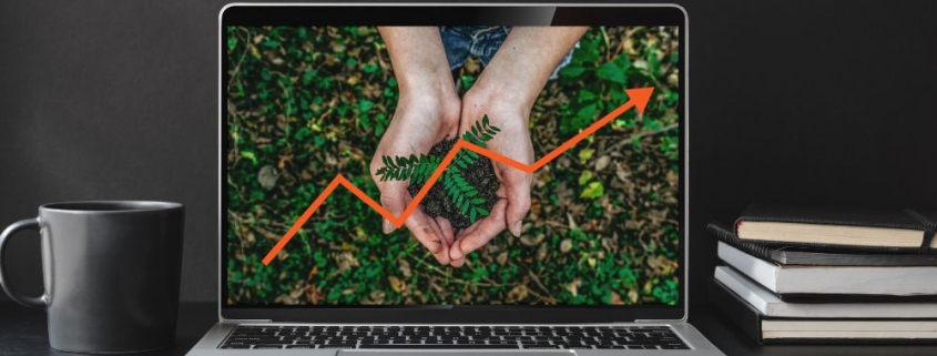 Ausgezeichnet.org erklärt, was hinter Corporate Social Responsibility (CSR) steckt und thematisiert die Vorteile für Unternehmen, ds Bid zeigt einen Laptop, auf dessen Bildschirm zwei Hände eine Pflanze halten, ein Gaph zeigt den entstehenden Wettbewerbsvorteil durch Beachtung von CSR